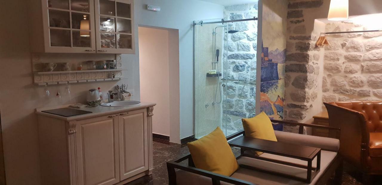 Apartmani Armonia ペラスト エクステリア 写真